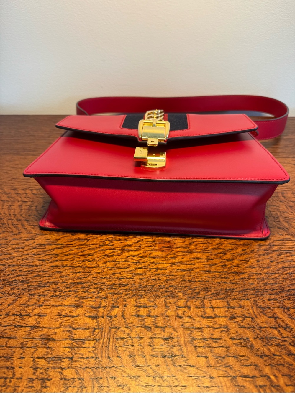 Gucci Small Sylvie Shoulder Bag - EUC w/COA - Picture 15 of 16